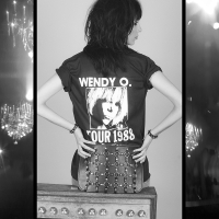 zana-bayne-fw15-sunselt-boulevard-03