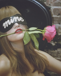 zana-bayne-valentines-day-2016-06